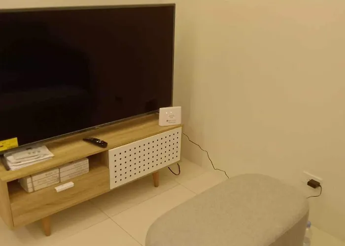 Homey 1bedroom Bgc - Minimum 2 Nights